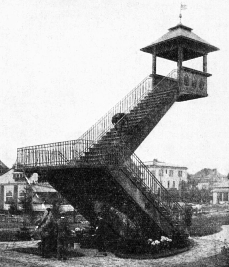 zobrazit detail historického snímku: Železobetonové schody.