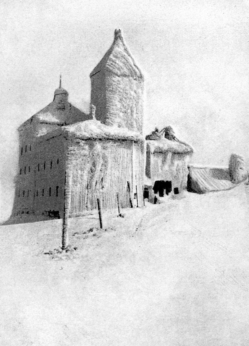 zobrazit detail historického snímku: Krkonošský hotel »Sněžných jam«